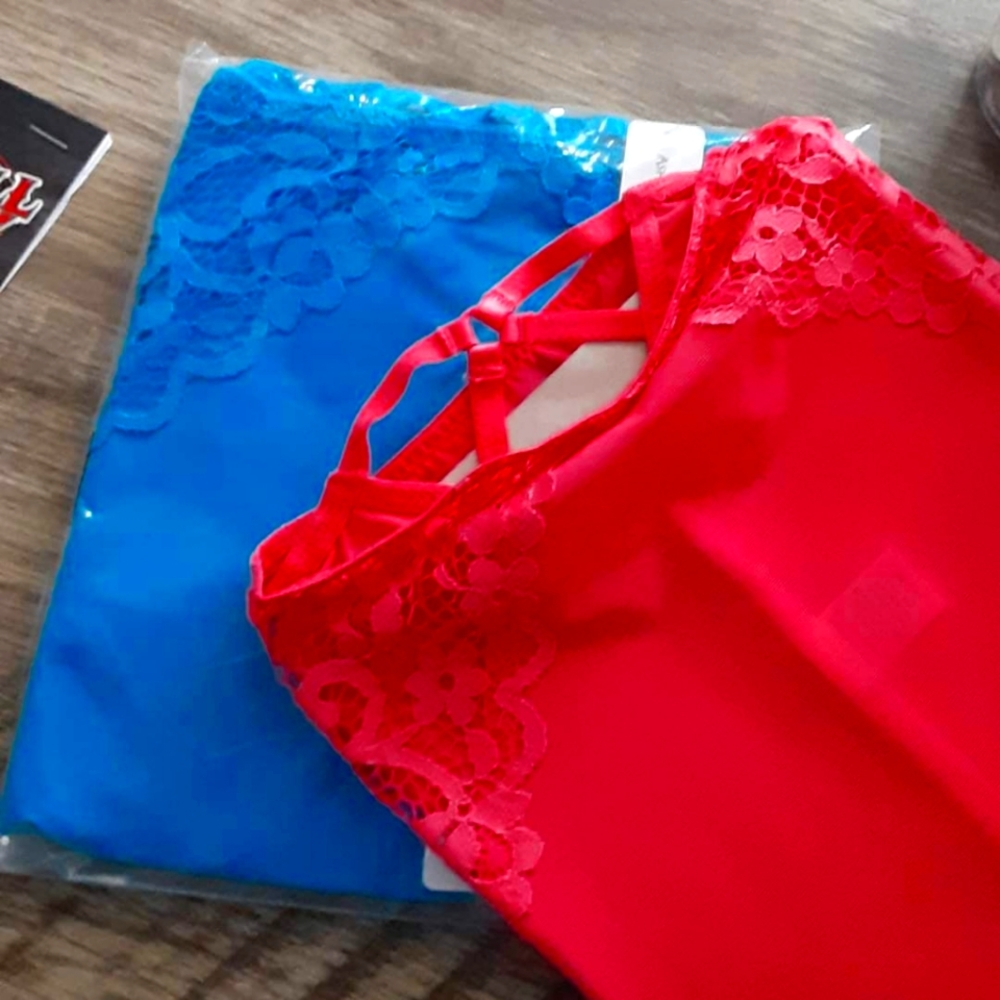 Plus size intimates